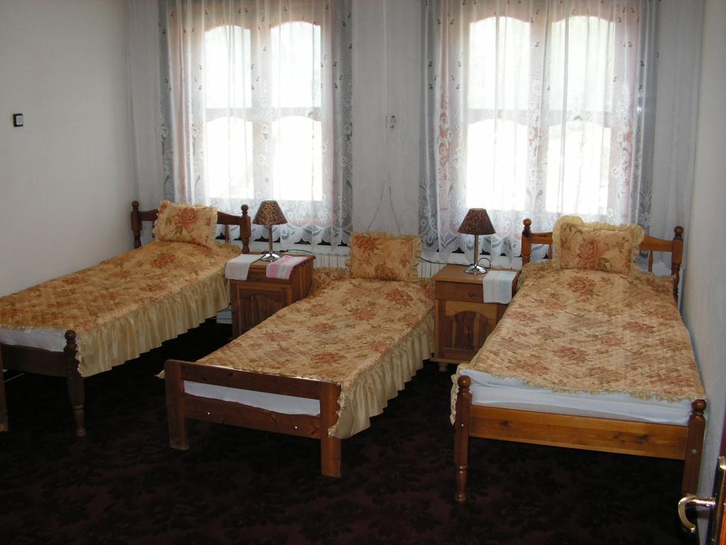 Guest House St Mariya Magdalena ديفين المظهر الخارجي الصورة